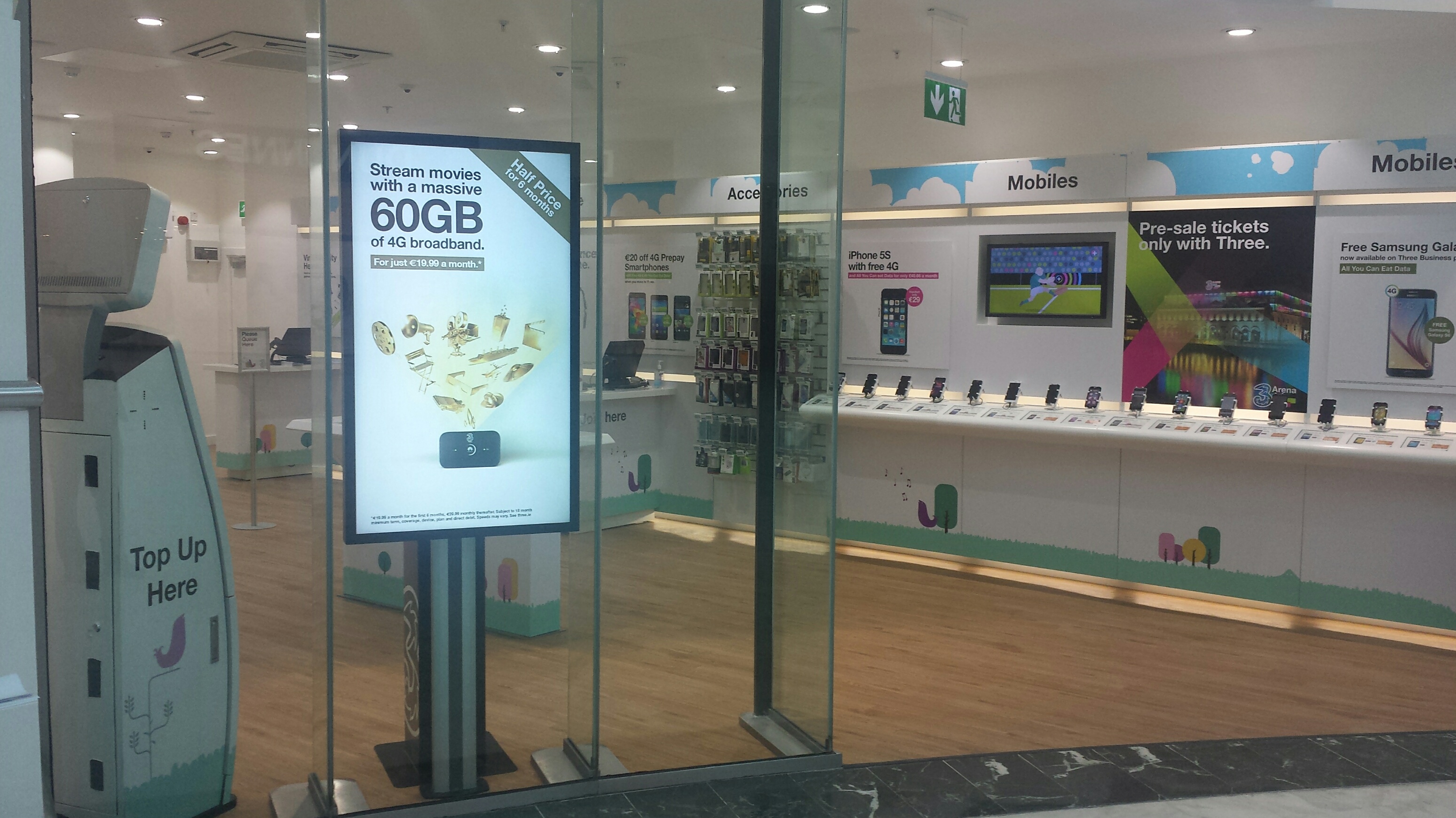 Three Ireland Choose NordMende for High Bright Displays