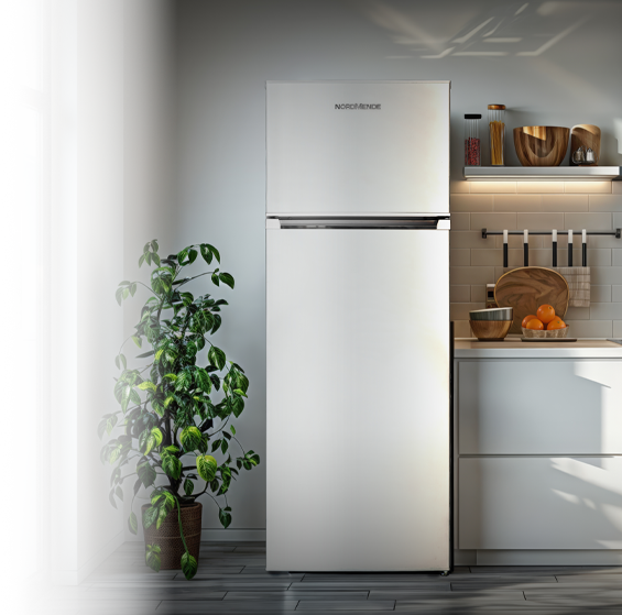 NordMende 54cm Freestanding 144cm Top Mount Low Frost Fridge Freezer White