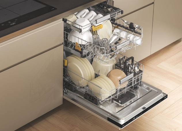 Whirlpool MaxiSpace Dishwasher