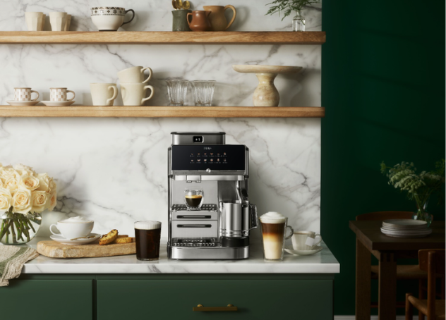 Ninja AutoBarista Pro. Café-quality coffee, your way. 