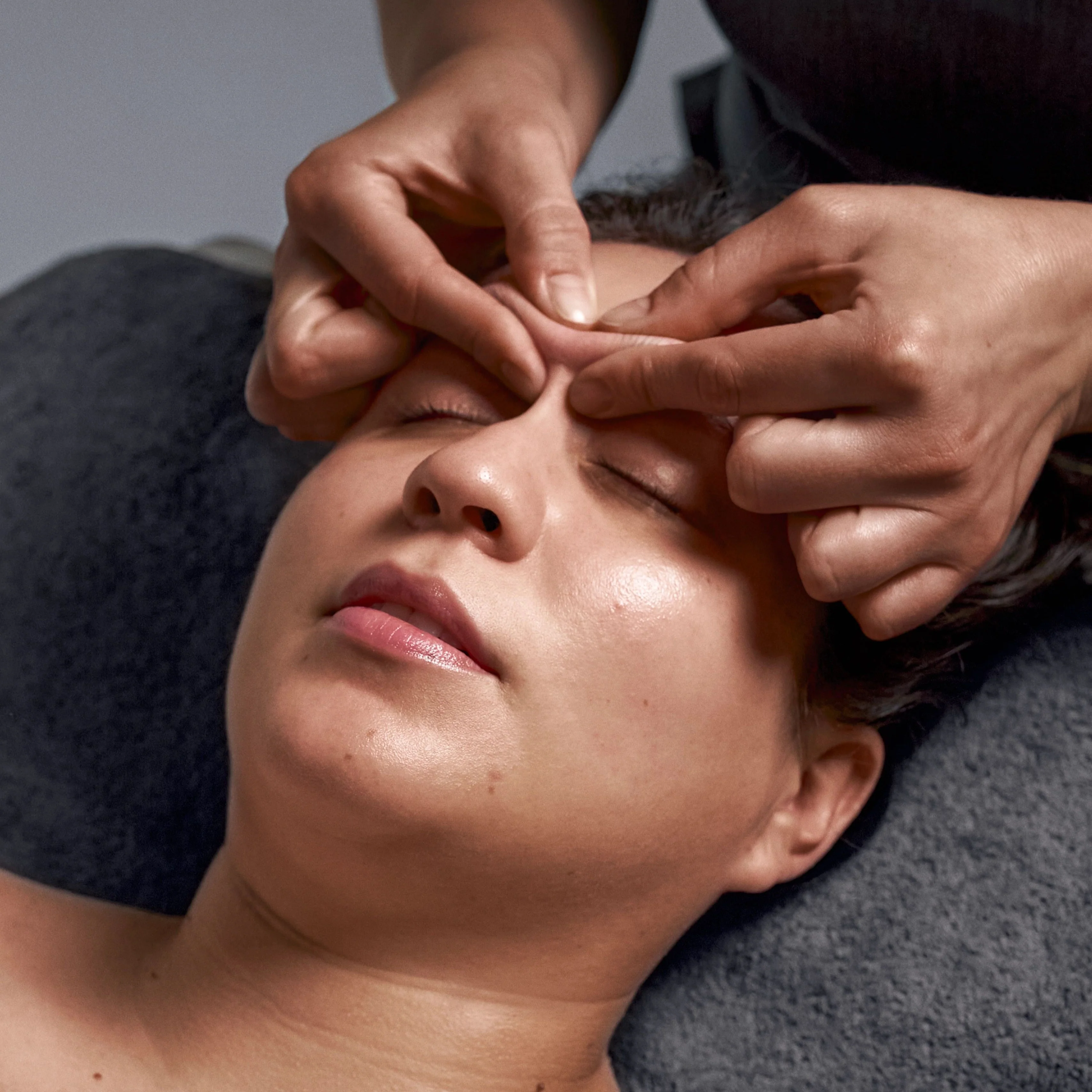 NeuroSculpt 60 Facial