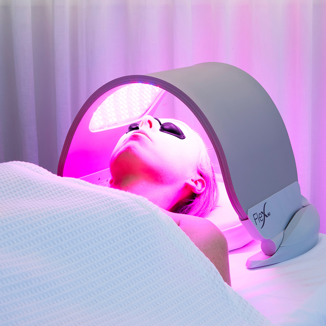 Dermalux Illuminating LED Facial – Save £10 | Now £70