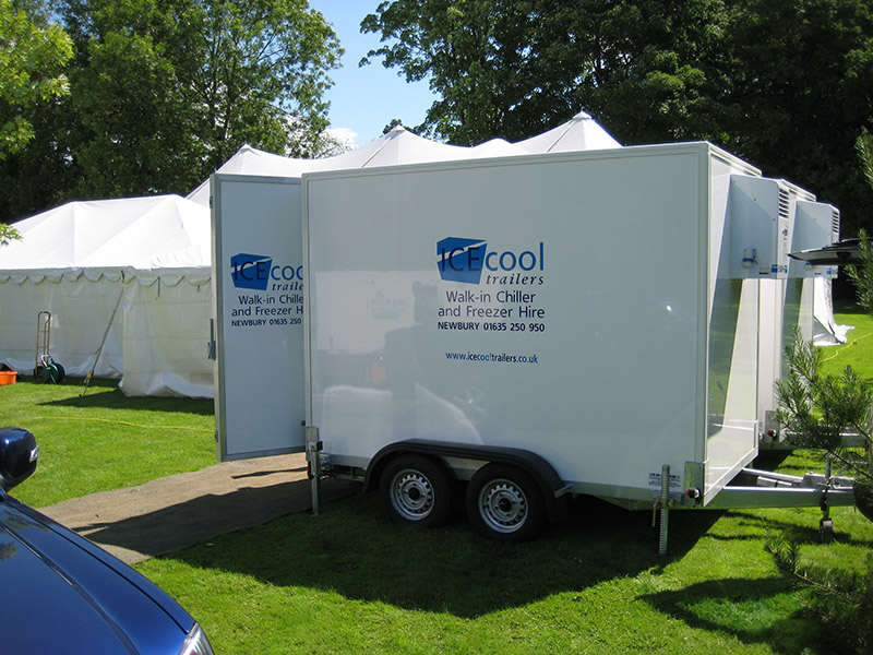 refrigerated trailers and vans - we compare the two options