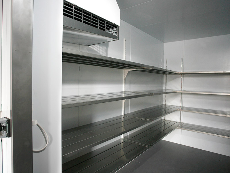 picture of a walk-in freezer from Icecool Trailers
