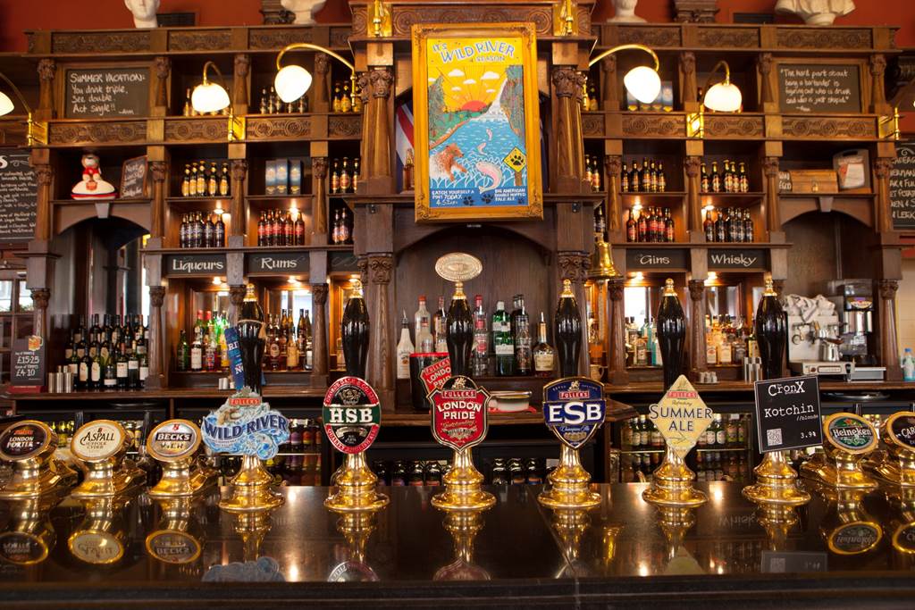 Picture of a Pub Requiring Chiller Hire