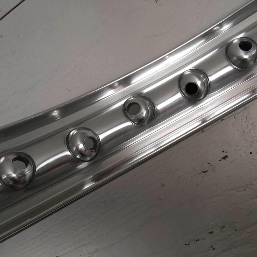 Borrani type Aluminium Rim 36x18 WM1