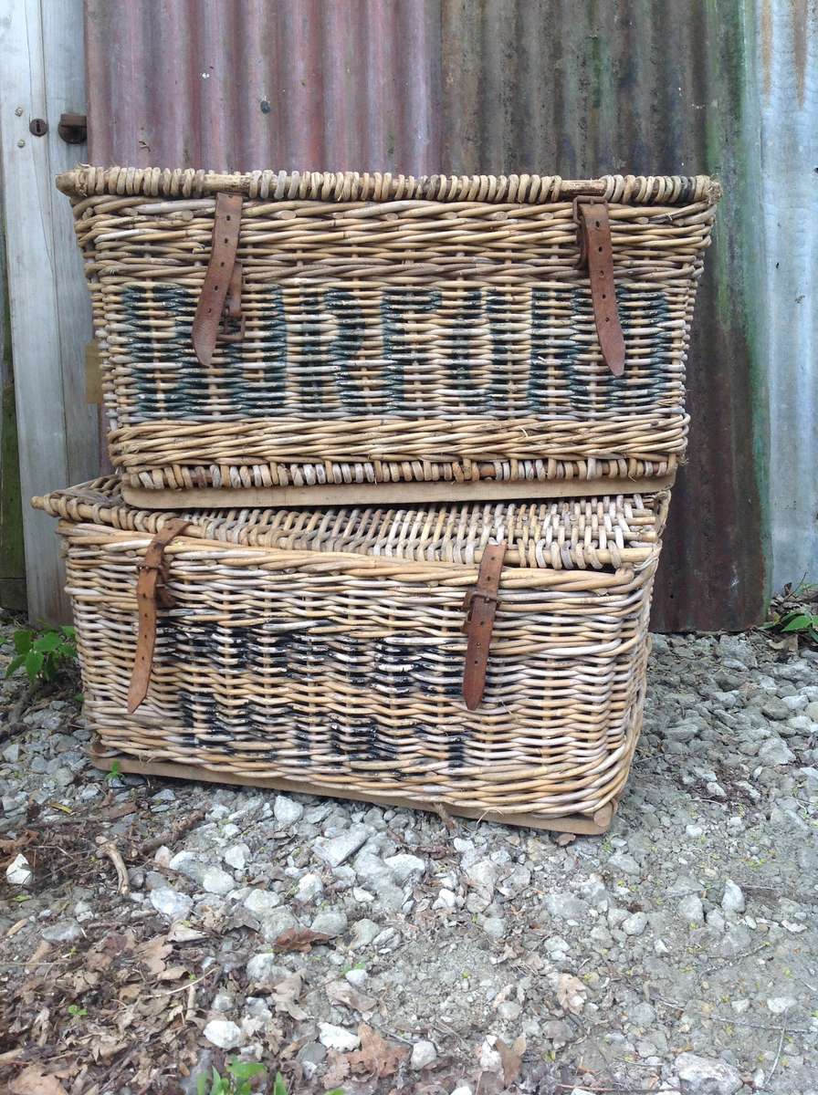 Vintage laundry baskets SOLD