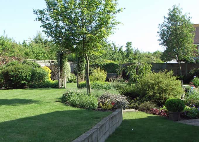 Space for play and relaxation in a family garden