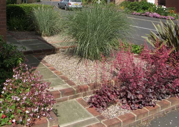 Style and beauty in a small front garden