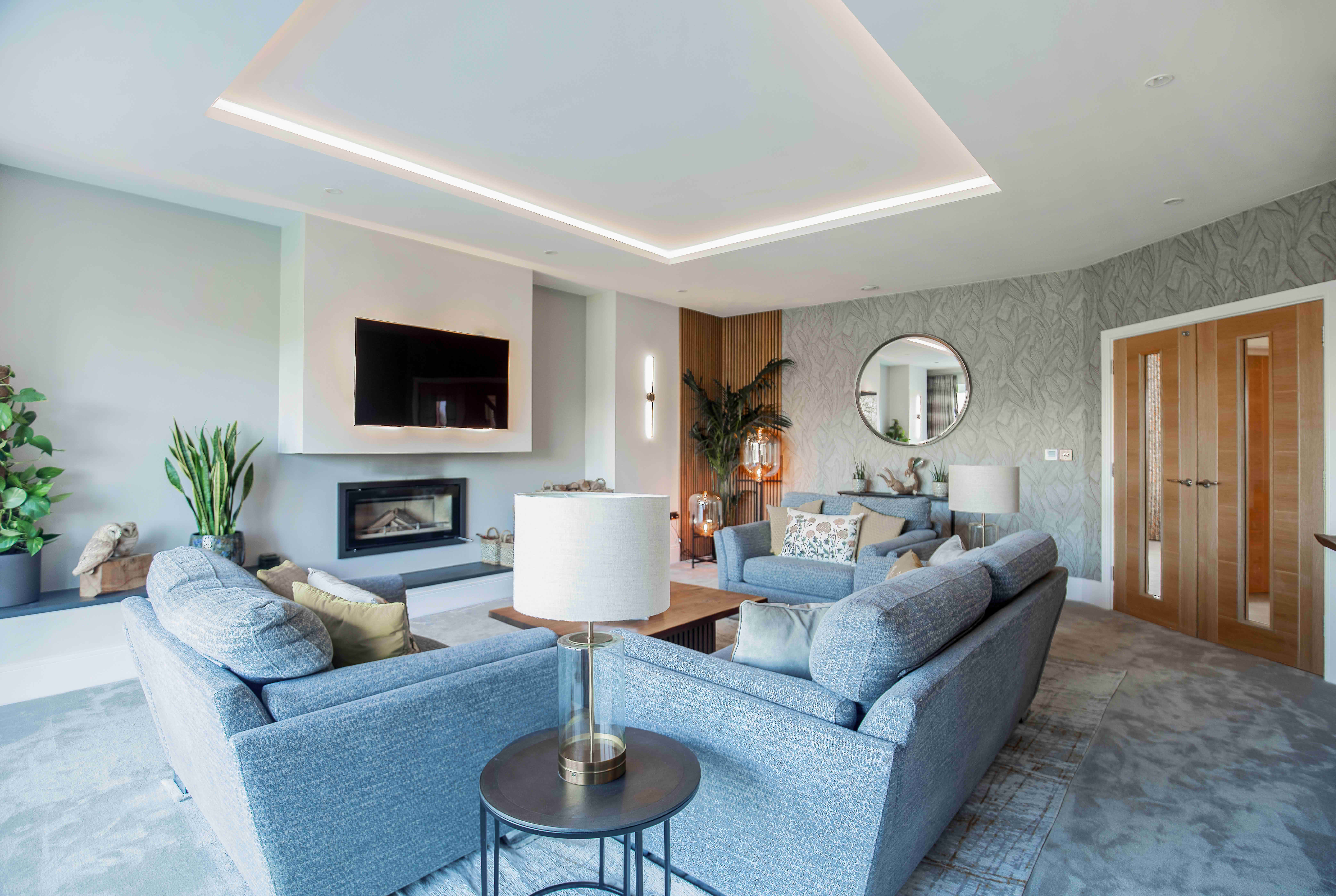 images/projects/Acorns/RenaissanceInteriors_CuratedDrawingRoom2.jpg 02