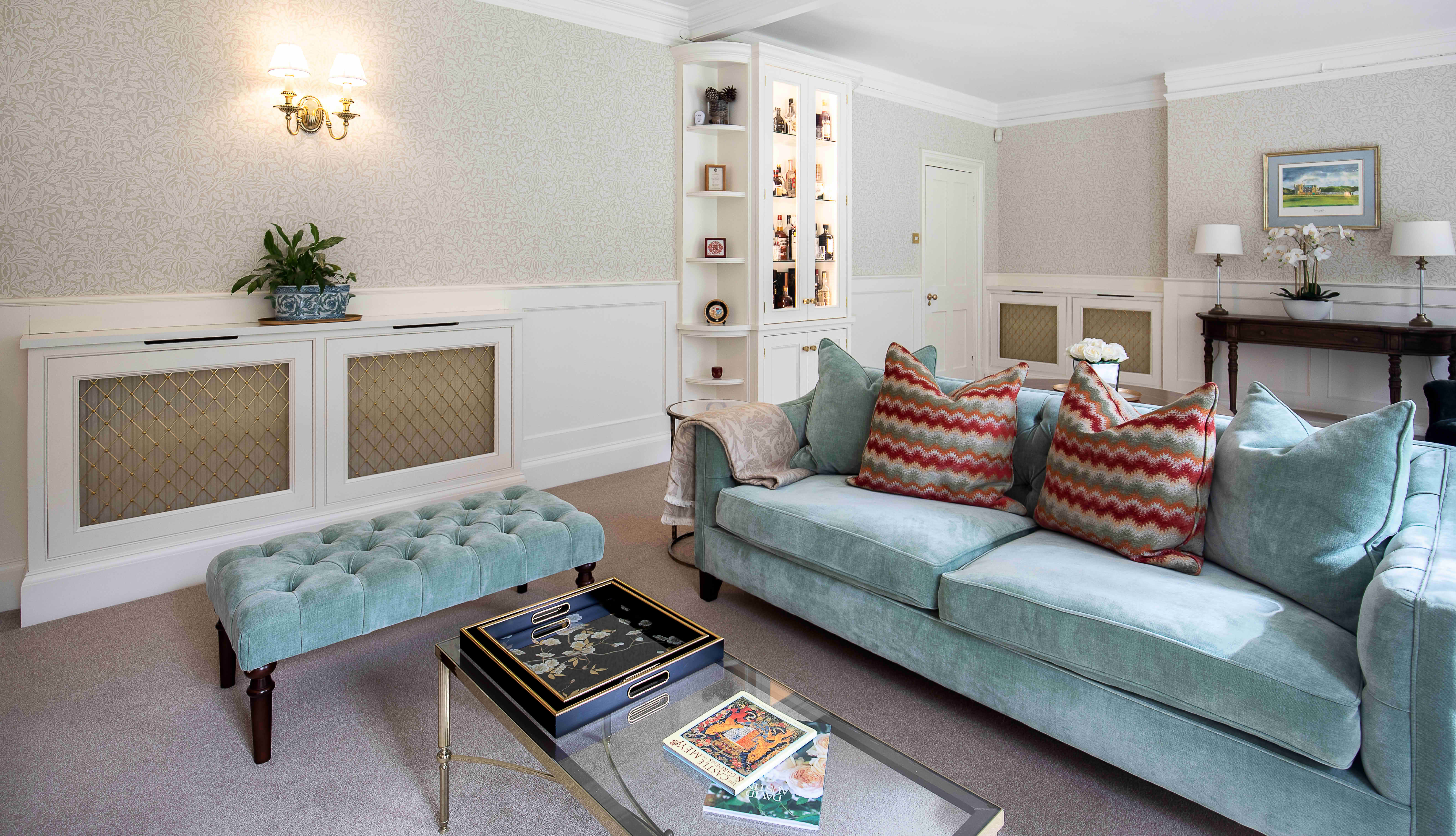 images/projects/Glencote/RenaissanceInteriors_HampshireDrawingRoom_DebbieHare_6.jpg 11