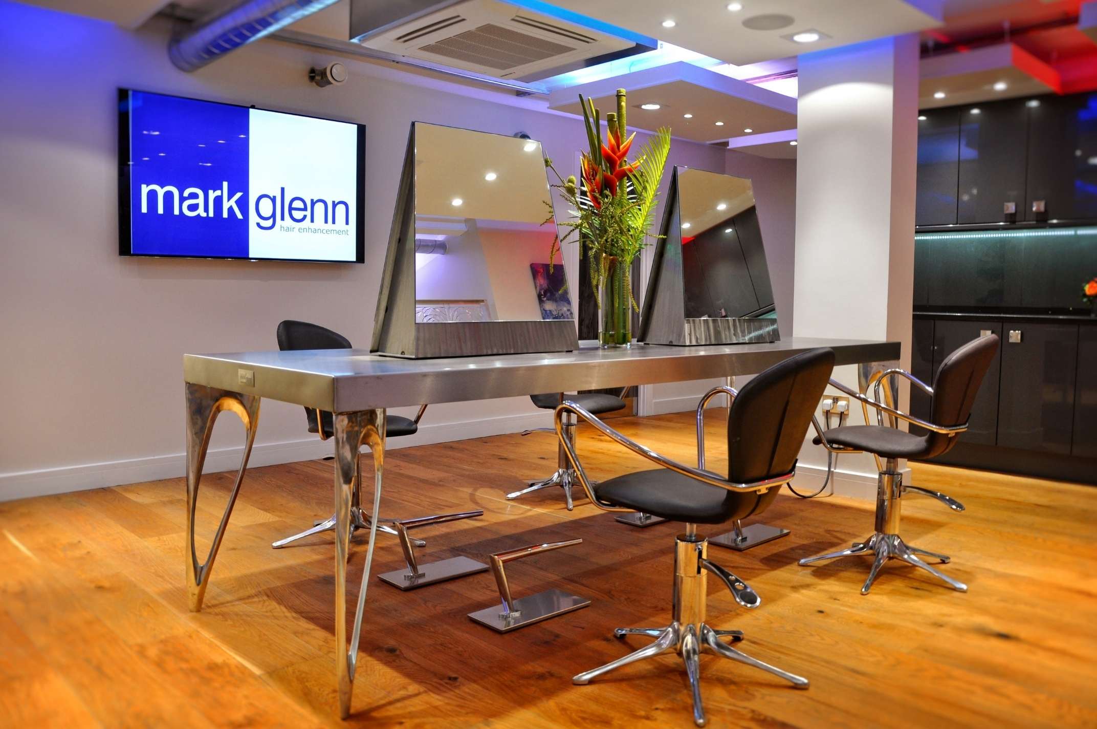 State of the art comfort cooling and heating throughout at Mark Glenn's London Hair Extensions Studio