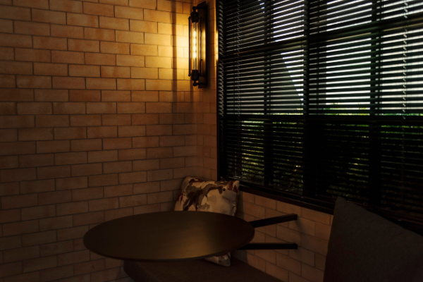 blinds for pubs and restaurants