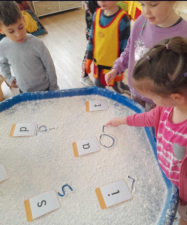 Flour tracing