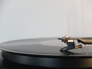 Lenire: a new treatment for Tinnitus
